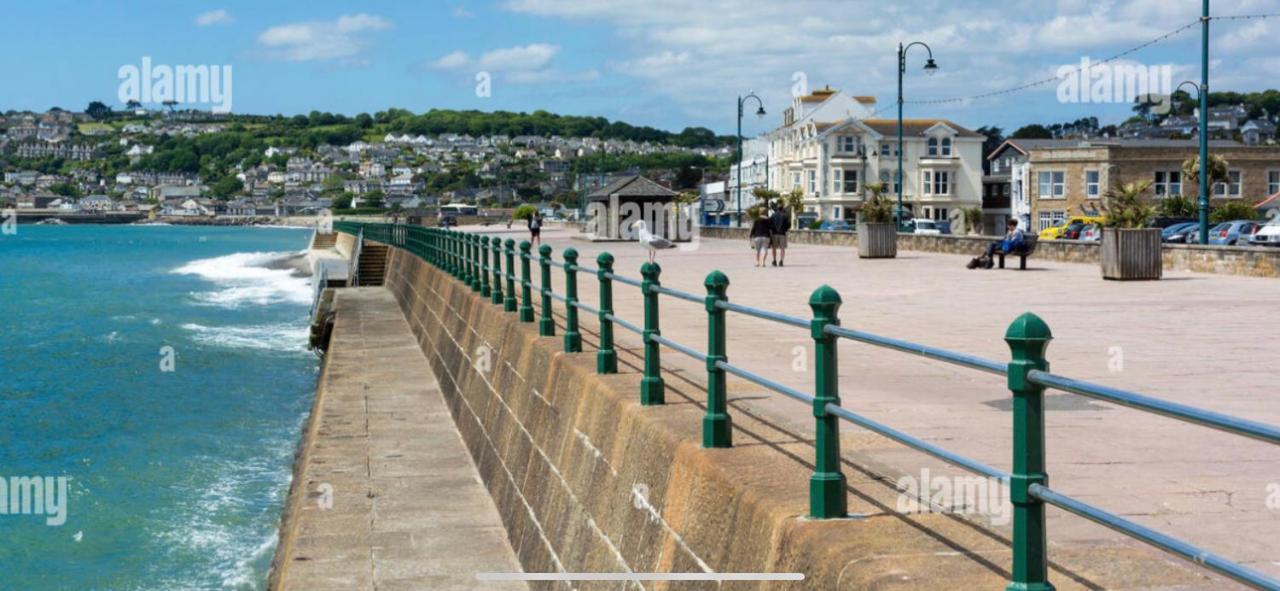 The Old Water Pumping Station Quirky Underground Hobbit House Apartment Penzance Exterior foto